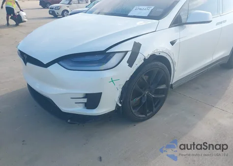 2020 Tesla Model X z USA, uszkodzony, nr VIN 5YJXCAE21LF248236